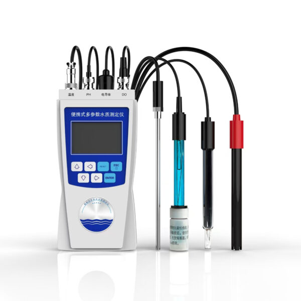 Portable multiparameter water quality analyzer